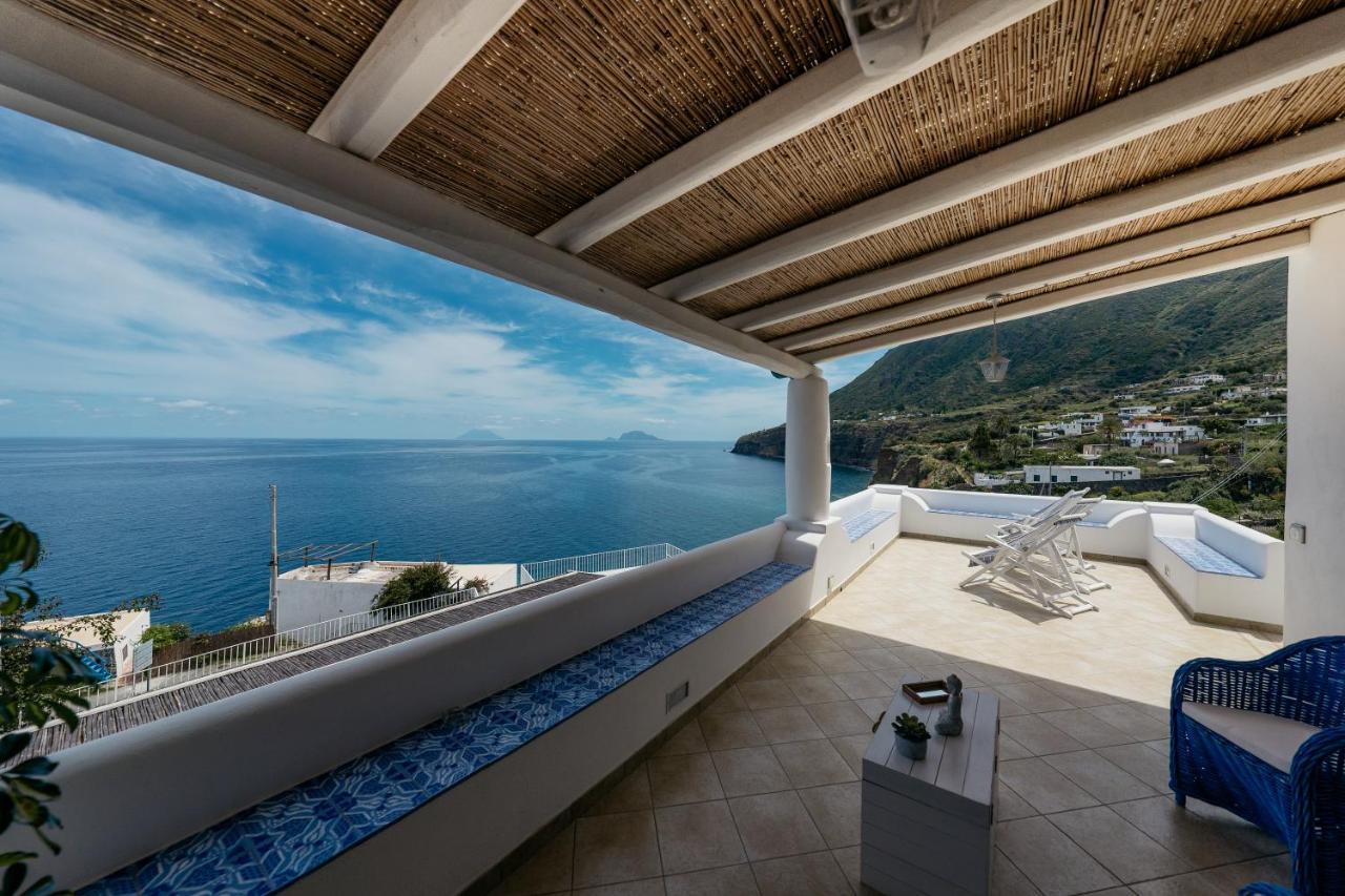 'A Alera Room & Breakfast Malfa  Buitenkant foto