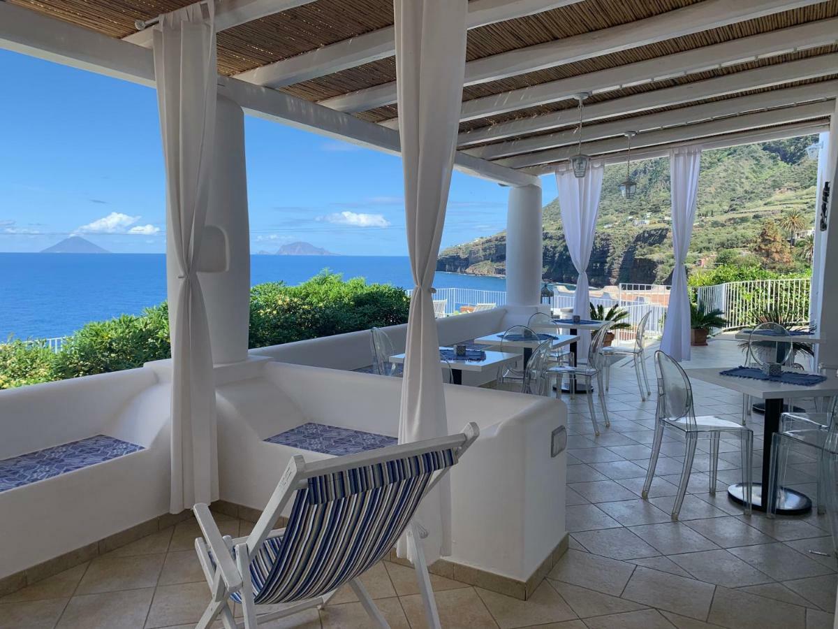 'A Alera Room & Breakfast Malfa  Buitenkant foto