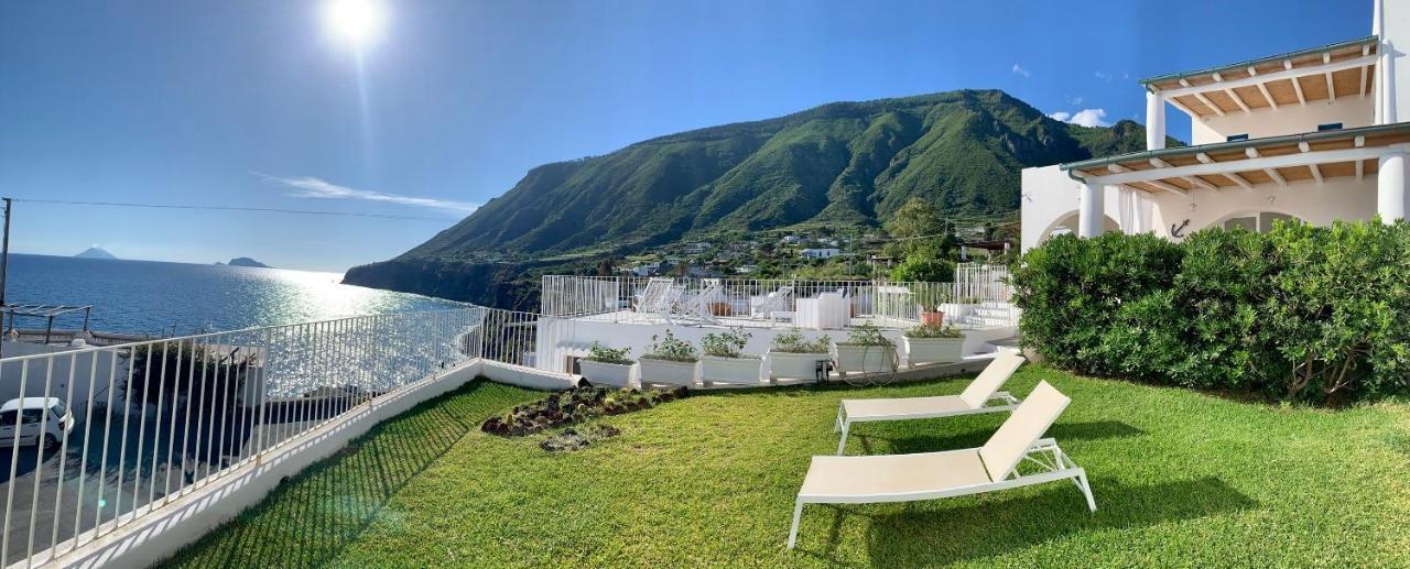 'A Alera Room & Breakfast Malfa  Buitenkant foto